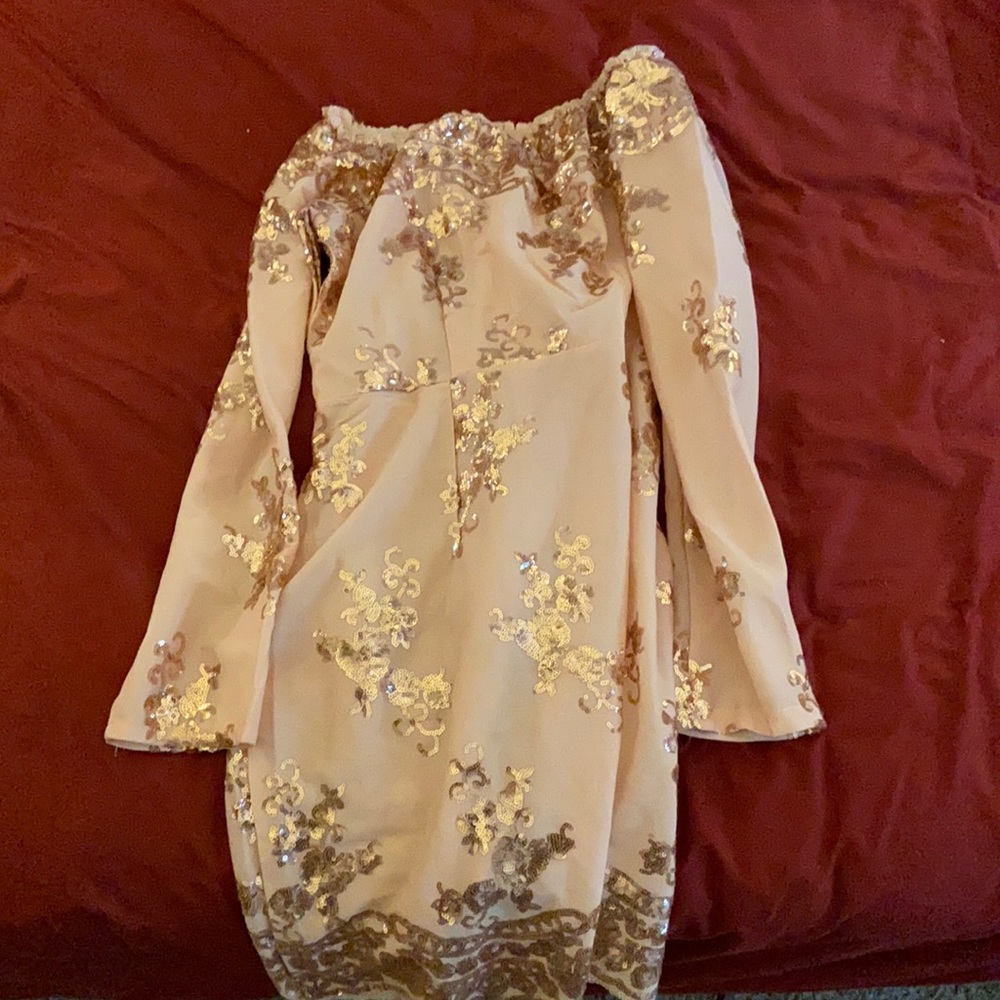 SHEIN CHAMPAGNE SEQUIN S/M $14